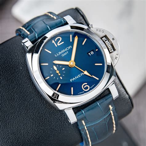 panerai 40mm blue dial|panerai luminor gmt blue dial.